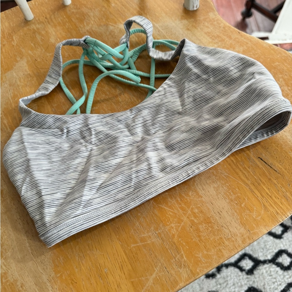Lululemon Free To Be Bra